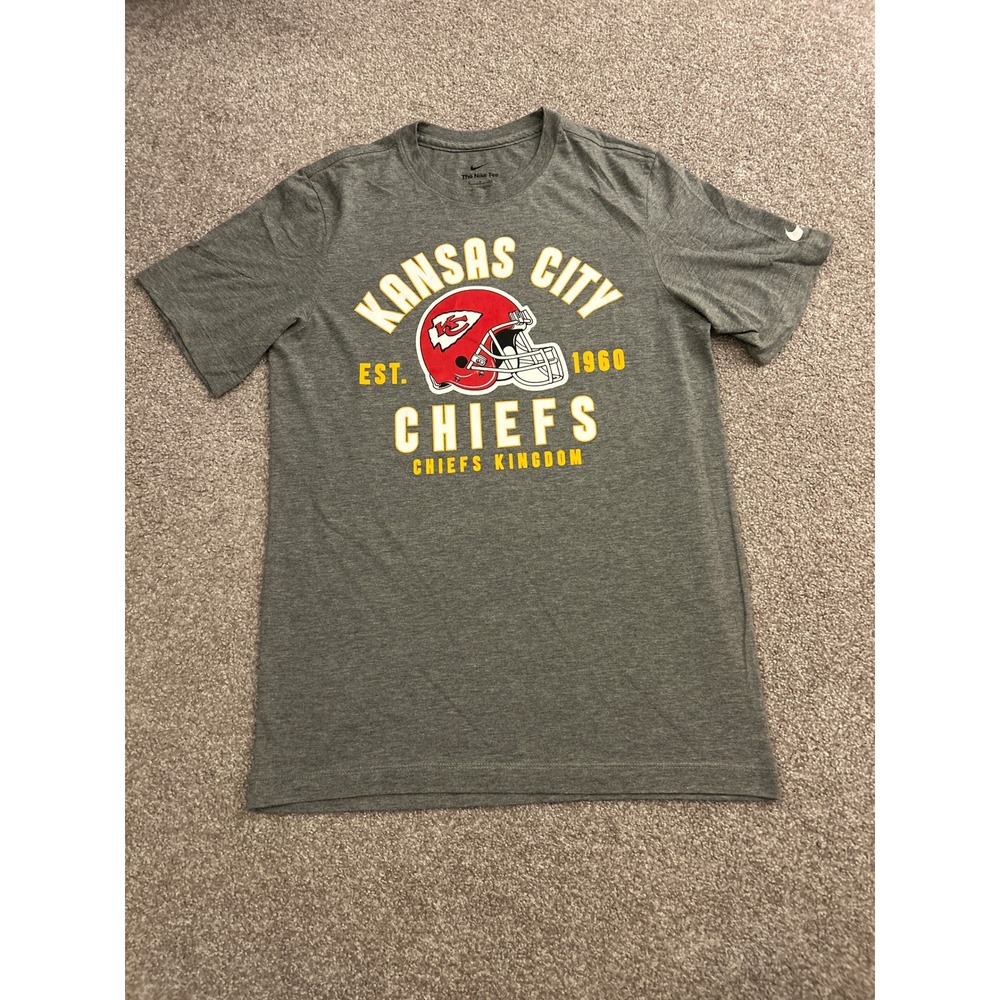 Nike Kansas City Chiefs T-Shirt Mens Small Gray Excellent Graphic Tee NFL Helmet
